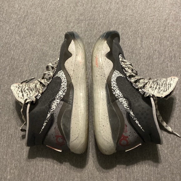 Kevin Durant size 10 men’s Nike - Picture 5 of 11